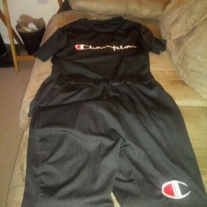 Women's Champion capri outfit